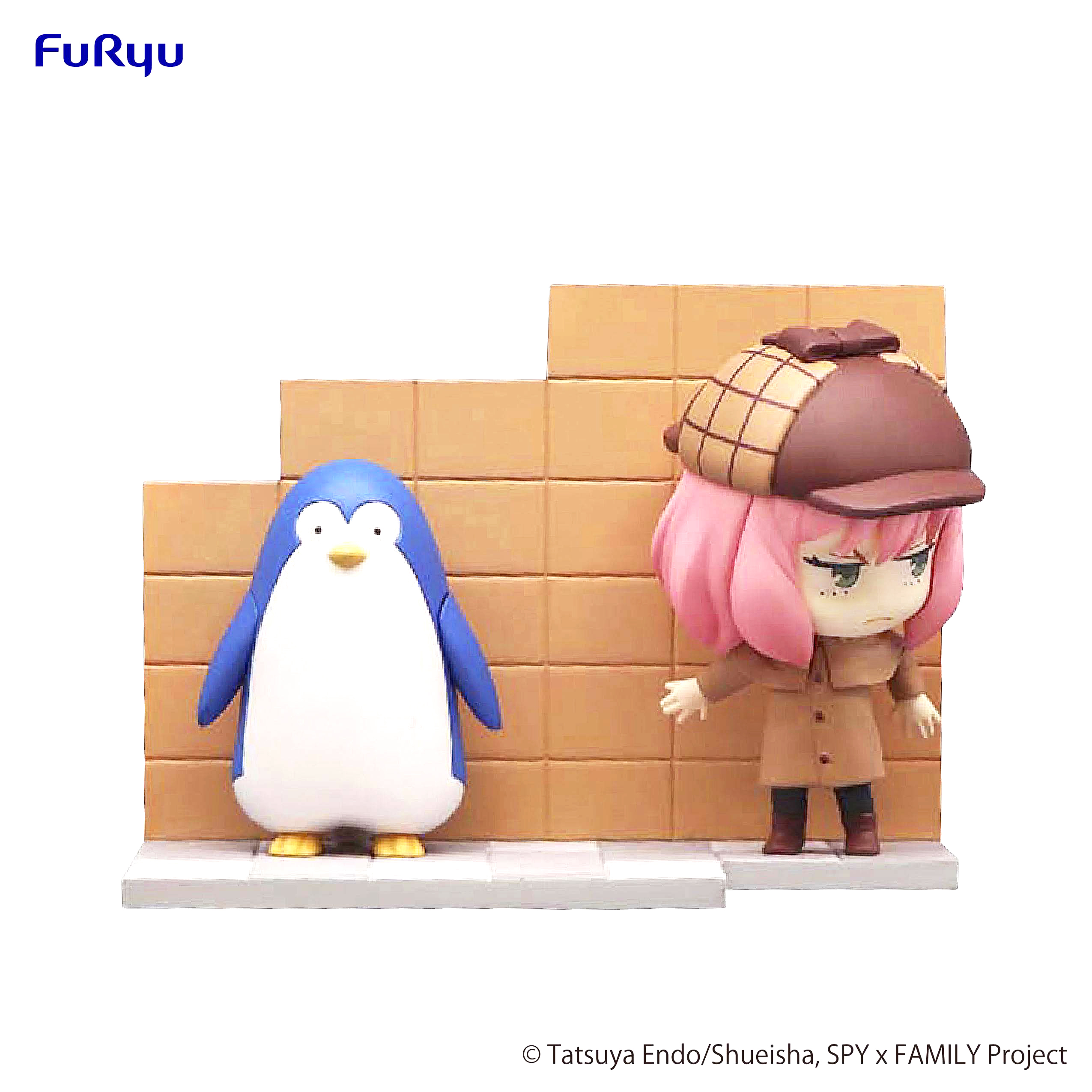 Furyu Corporation Spy x Family Series Anya & Penguin Hold Figure